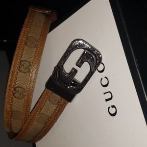 Previously loved authentic gucci belt
